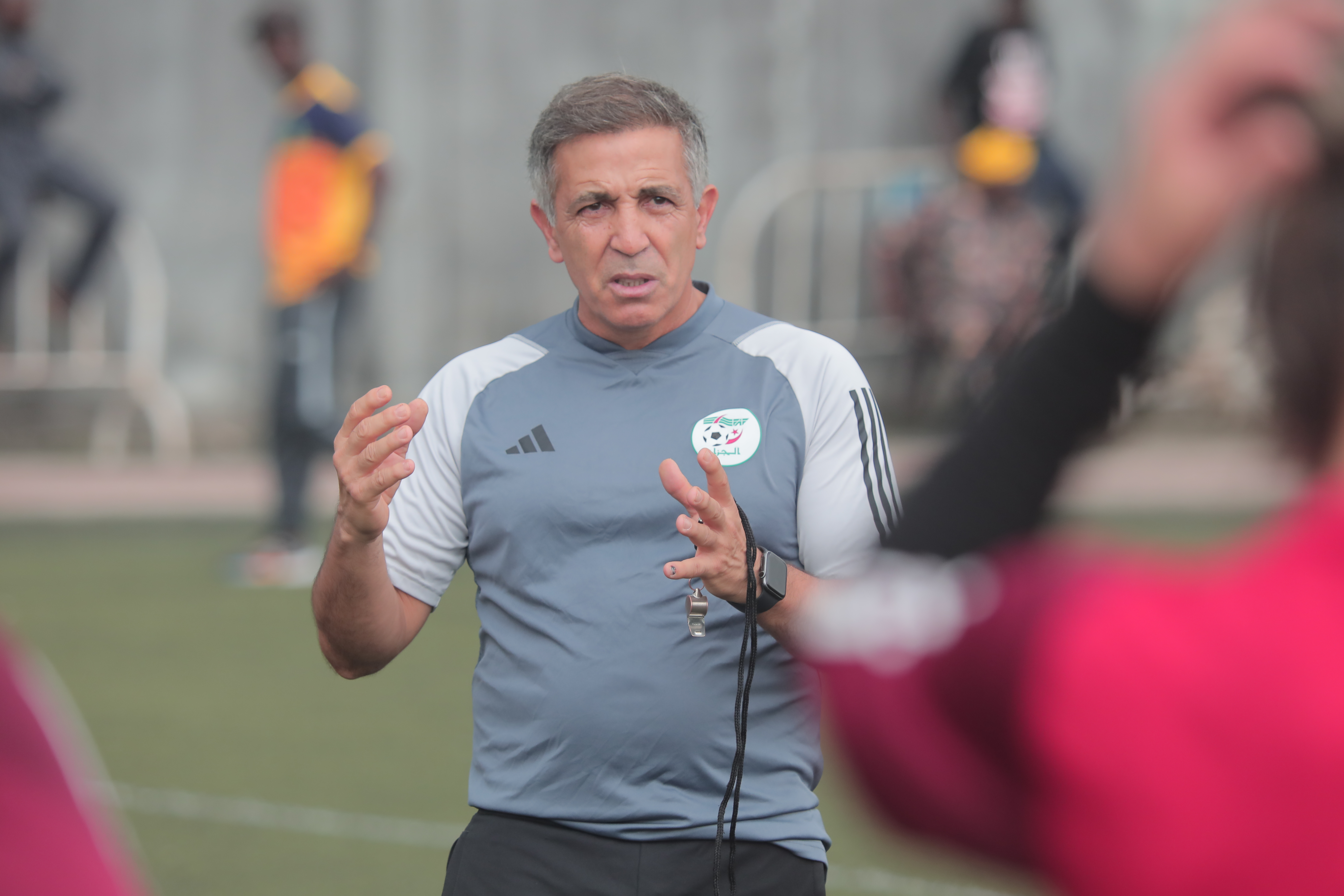 La CAF dévoile l’affiche officielle et l’emblème de la Coupe d’Afrique des Nations Féminine CAF TotalEnergies, Maroc 2024